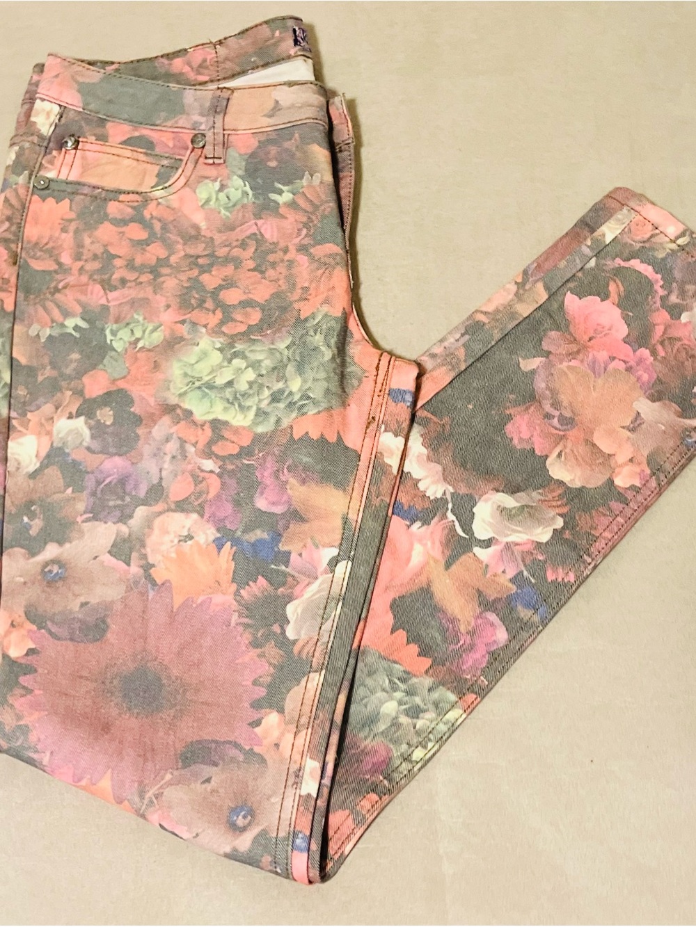 Karma Blue Women’s Size 13 Pink Multicolor Floral Stretch Jeans NWT - Picture 13 of 16